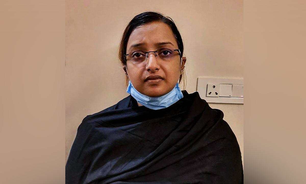 കോടതിയലക്ഷ്യം: അനുമതി അപേക്ഷ എ.ജി പരിശോധിക്കുന്നത് അനുചിതമെന്ന് കസ്റ്റംസ് കമീഷണർ കോടതിയലക്ഷ്യം: അനുമതി അപേക്ഷ എ.ജി പരിശോധിക്കുന്നത് അനുചിതമെന്ന് കസ്റ്റംസ് കമീഷണർ