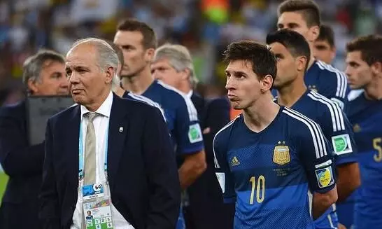 മറഡോണക്ക് പിന്നാലെ സബെല്ലയും; അർജൻറീനക്ക് കനത്ത ആഘാതം മറഡോണക്ക് പിന്നാലെ സബെല്ലയും; അർജൻറീനക്ക് കനത്ത ആഘാതം