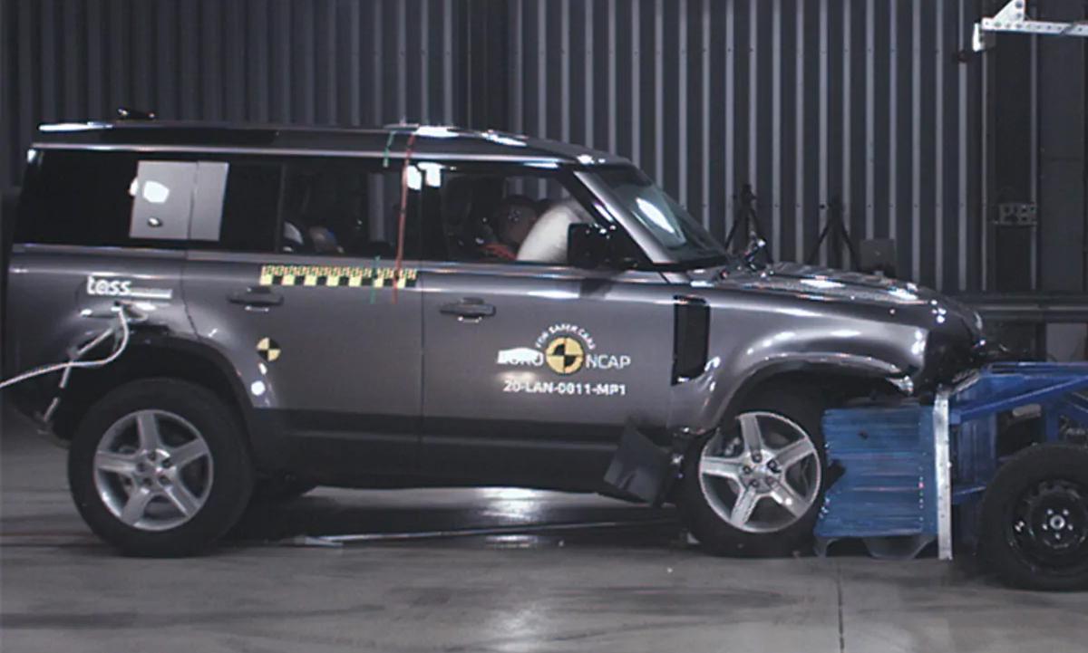 ക്രാഷ് ടെസ്റ്റിലും കല്ലുപോലെ, ഇത് ലാൻഡ്റോവർ മാജിക് ക്രാഷ് ടെസ്റ്റിലും കല്ലുപോലെ, ഇത് ലാൻഡ്റോവർ മാജിക്