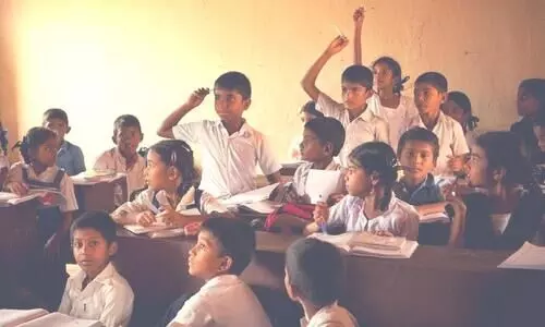 സ്​കൂൾ, കോളജ്​ തുറക്കലും പരീക്ഷയും; 17ന്​ ​േയാഗം