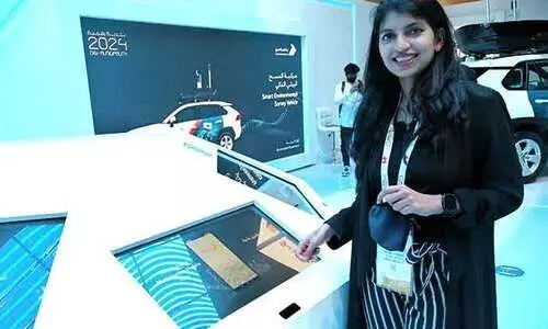 ഒന്ന്​ തൊട്ടാൽ സകലതും അറിയാം