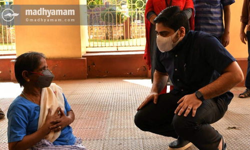 കോവിഡ് രണ്ടാം തരംഗവും കേരളം ഫലപ്രദമായി ചെറുത്തു–കലക്ടർ