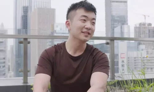 വൺപ്ലസിൽ നിന്നും രാജിവെച്ച കാൾ പേയ്​ എത്തുന്നു സ്റ്റാർട്ടപ്പുമായി; പണമിറക്കുന്നത്​ വമ്പന്മാർ