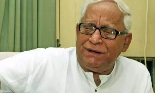 കോവിഡ്: മുന്‍ മുഖ്യമന്ത്രി ബുദ്ധദേബ്  ഭട്ടാചാര്യയുടെ നില ഗുരുതരം