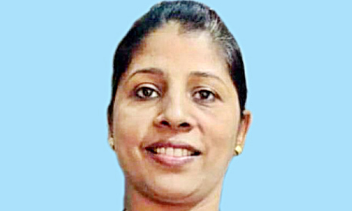 മ​ല​യാ​ളി വീ​ട്ട​മ്മ ഹൈ​ദ​രാ​ബാ​ദി​ൽ കു​ഴ​ഞ്ഞു​വീ​ണ് മ​രി​ച്ചു