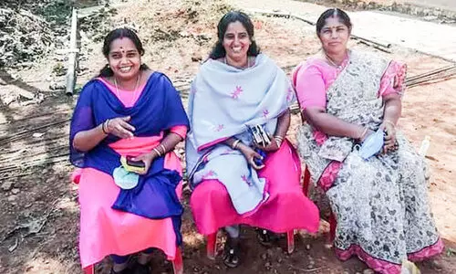 വിധി ദിനത്തിൽ ഒത്തു ചേർന്ന് മുന്നണി സ്ഥാനാർഥികൾ