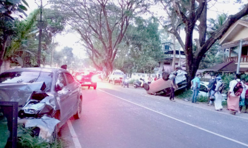 അമിതവേഗത്തിലെത്തിയ കാര്‍ രണ്ട് വാഹനങ്ങളുമായി കൂട്ടിയിടിച്ച് അപകടം