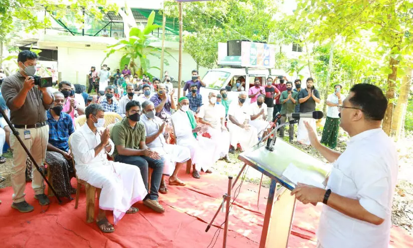 ശ്രീരാമകൃഷ്ണനെതിരായ അപവാദം തോന്ന്യാസം –മന്ത്രി കെ.ടി. ജലീൽ ശ്രീരാമകൃഷ്ണനെതിരായ അപവാദം തോന്ന്യാസം –മന്ത്രി കെ.ടി. ജലീൽ