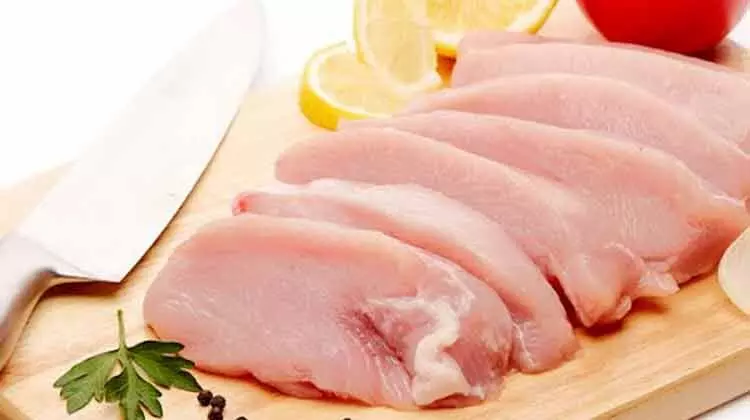 പക്ഷിപ്പനി ബാധിത രാജ്യങ്ങളിൽ നിന്ന്: കോഴി-ഇറച്ചി ഉൽപന്നങ്ങളുടെ ഇറക്കുമതിക്ക് നിരോധനം പക്ഷിപ്പനി ബാധിത രാജ്യങ്ങളിൽ നിന്ന്: കോഴി-ഇറച്ചി ഉൽപന്നങ്ങളുടെ ഇറക്കുമതിക്ക് നിരോധനം