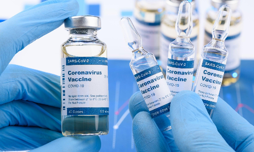 വാക്​സിനുകൾ മാറിമാറി നൽകുന്നതിനെ കുറിച്ച്​ ആലോചന