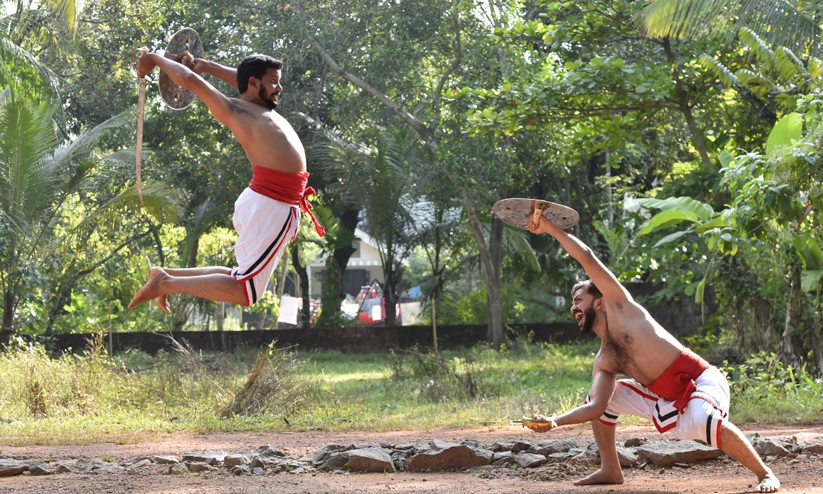ദേശീയ കളരിപ്പയറ്റ്​ ചാമ്പ്യൻഷിപ്പിൽ നേട്ടവുമായി പുവ്വാട്ടുപറമ്പ്​ സ്വതന്ത്ര കളരിസംഘം