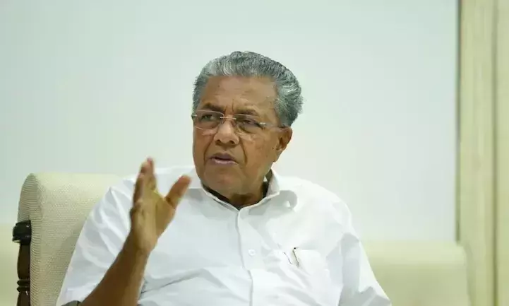 സൗ​ജ​ന്യ വാ​ക്​​സി​ൻ: മു​ഖ്യ​മ​ന്ത്രി​ക്കെതി​രെ യു.​ഡി.​എ​ഫും ബി.​ജെ.​പി​യും ക​മീ​ഷ​നി​ൽ