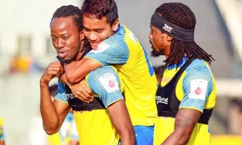 ഒ​ന്നും ശ​രി​യാ​വു​ന്നി​ല്ല