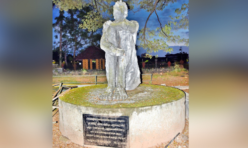 ചാത്തുവിന്​ വേണ്ടി പറയാൻ ഇനി ഖാദർക്കയില്ല