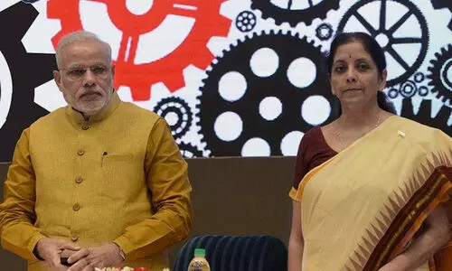 കേന്ദ്രം പ്രഖ്യാപിച്ച 20 ലക്ഷം കോടിയുടെ കോവിഡ് പാക്കേജിൽ വിതരണം ചെയ്തത് വെറും 10 ശതമാനം മാത്രം