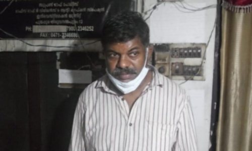 തമിഴ്​നാട്ടിൽ നിന്ന്​ കടത്തുന്നതിനിടെ 20 ലക്ഷം രൂപ  പിടികൂടി