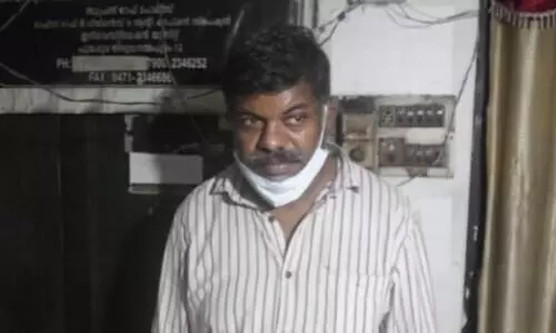 തമിഴ്​നാട്ടിൽ നിന്ന്​ കടത്തുന്നതിനിടെ 20 ലക്ഷം രൂപ  പിടികൂടി