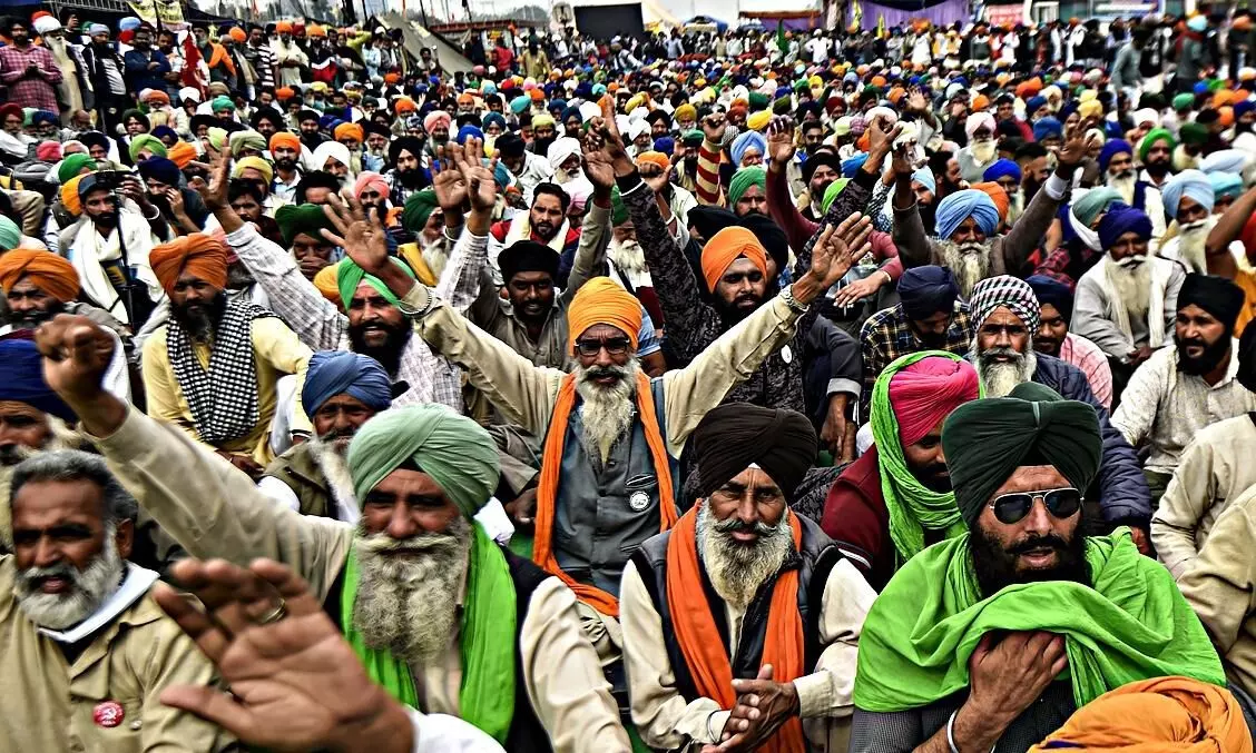 ട്രാക്ടറുകളുമായി കർഷകർ വരുന്നു; ഡൽഹി-ജെയ്പൂർ ദേശീയപാത സ്തംഭിക്കും