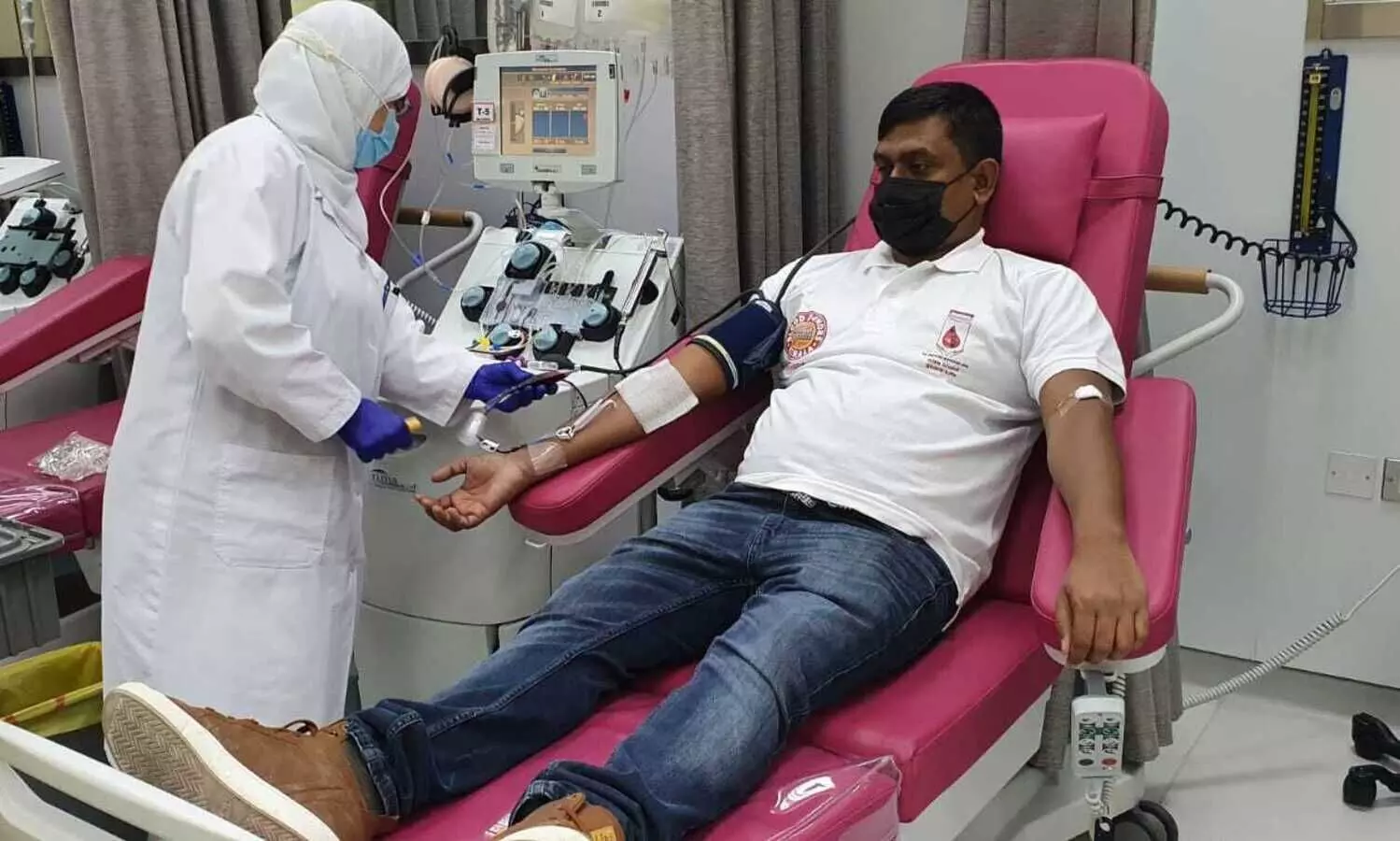 ബി.ഡി.കെ ഇടപെടൽ; സ്വദേശിയുടെ കാൻസർ ചികിത്സക്ക്​​ ഇന്ത്യക്കാരൻ അപൂർവ രക്​തം നൽകി