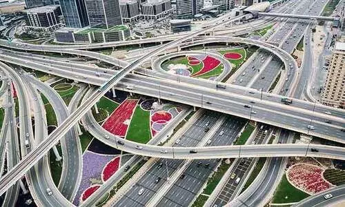 പ്രധാനപാതയിൽ ഏഴിടത്ത് പരിഷ്കരണങ്ങൾ:  ശൈഖ് സായിദ് റോഡിലെ ട്രാഫിക് ഇനി സുഗമമാകും