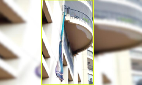 ഒ​തു​ക്കാ​ൻ പ​ണം വാ​ഗ്ദാ​നം ചെ​യ്തെ​ന്ന് ഭ​ർ​ത്താ​വ്​; േക​സിൽ പുനരന്വേഷണം വേണമെന്ന് വനിത കമീഷന്‍ അധ്യക്ഷ