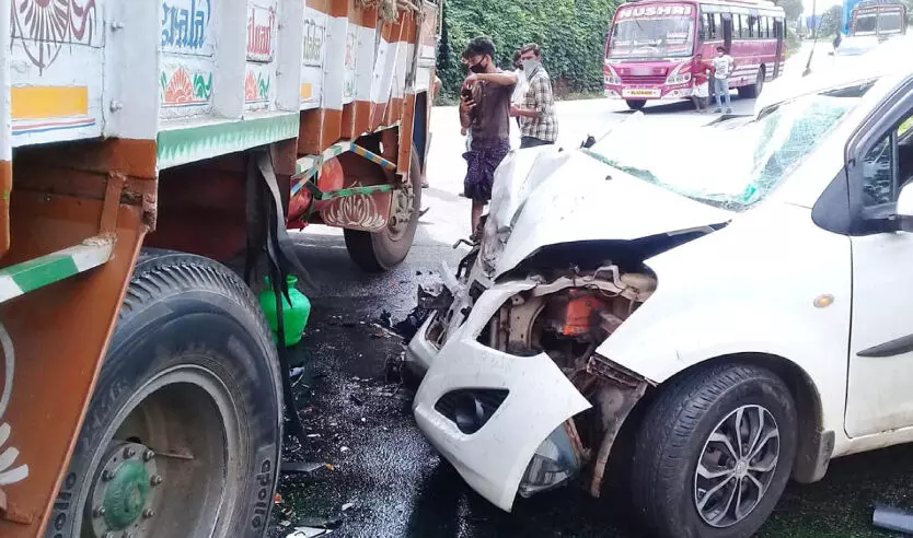 ചുരമല്ലേ! സൂക്ഷിക്കുക ചുരമല്ലേ! സൂക്ഷിക്കുക