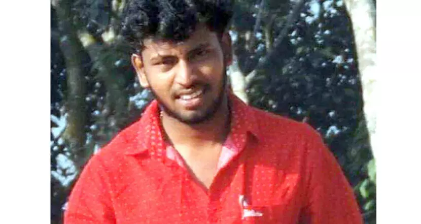 സമൂഹമാധ്യമത്തിൽ സന്ദേശം അയച്ചതിന് മർദിച്ചെന്ന് പരാതി സമൂഹമാധ്യമത്തിൽ സന്ദേശം അയച്ചതിന് മർദിച്ചെന്ന് പരാതി