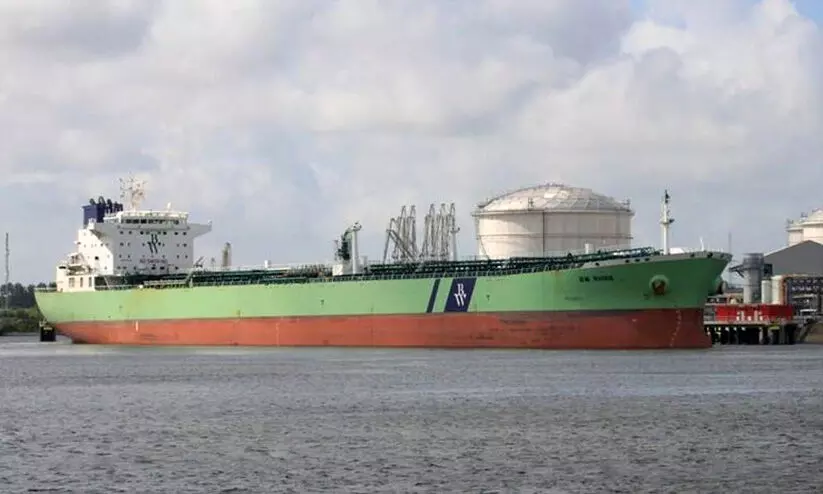 ജി​ദ്ദ​യി​ൽ എ​ണ്ണ​ക്ക​പ്പ​ലി​നു​ നേ​രെ ആ​ക്ര​മ​ണം; ഹൂ​തി​ക​ൾക്ക്​ പ​ങ്കെന്ന്​ സംശയം