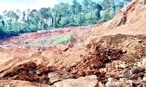 ക​ട​ച്ചി​ക്കു​ന്ന് ക്വാ​റി പ്ര​വ​ര്‍ത്ത​നം നി​ര്‍ത്താ​ൻ ഉ​ത്ത​ര​വ്