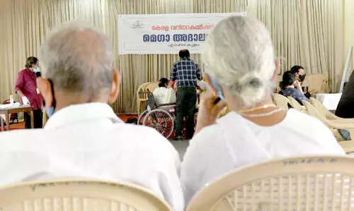 ഗാർഹിക പീഡന, സ്ത്രീധന പ്രശ്നങ്ങൾ വർധിക്കുന്നു –വനിത കമീഷൻ ഗാർഹിക പീഡന, സ്ത്രീധന പ്രശ്നങ്ങൾ വർധിക്കുന്നു –വനിത കമീഷൻ
