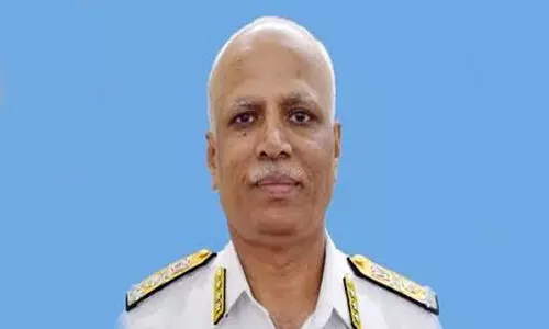 മുതിർന്ന നാവികസേന ഉദ്യോഗസ്ഥൻ കോവിഡ് ബാധിച്ച് മരിച്ചു