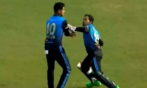 നസുമിനോടും ദൈവത്തോടും മാപ്പുചോദിച്ചു; മോശം പെരുമാറ്റത്തിൽ പ്രതികരണവുമായി മുഷ്​ഫിഖുർ VIDEO