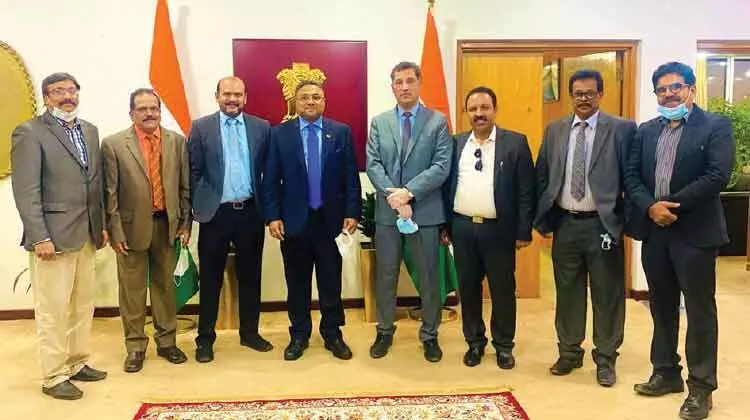 കെ.ഡി.എൻ.എ പ്രതിനിധികൾ ഇന്ത്യൻ അംബാസഡറെ സന്ദർശിച്ചു കെ.ഡി.എൻ.എ പ്രതിനിധികൾ ഇന്ത്യൻ അംബാസഡറെ സന്ദർശിച്ചു