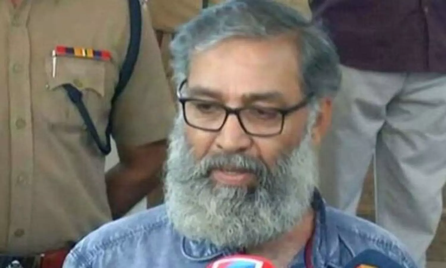 അല​െൻറ പിതാവിന്​ അമ്പത്​ വോട്ട്​