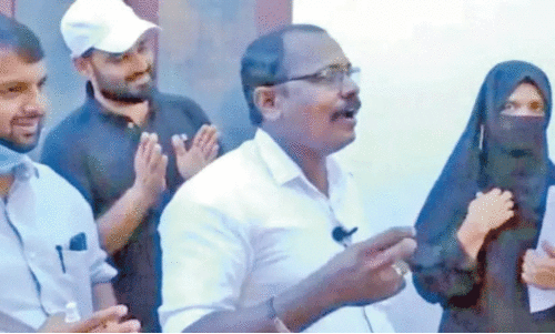 മിമിക്രിക്ക്​ ലഭിച്ച കൈയ്യടികൾ ​വോട്ടായി; ക​ലാ​ഭ​വ​ൻ രാജു കാസർകോട് ബ്ലോക്കിലേക്ക്​​