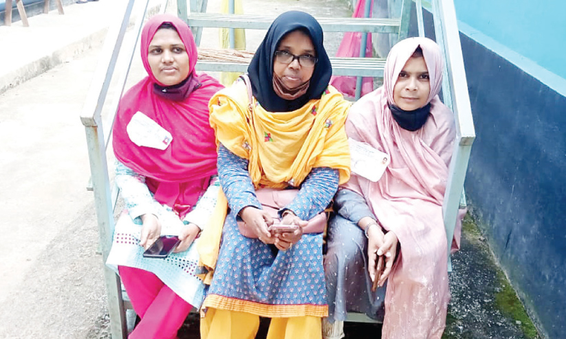 ഞങ്ങളുടെ സൗഹൃദത്തിന് പാർട്ടിയില്ല ഞങ്ങളുടെ സൗഹൃദത്തിന് പാർട്ടിയില്ല