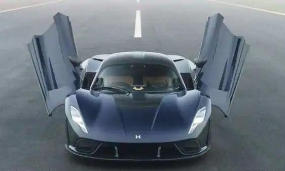 ഹെന്നസി വെനം; ലോകത്തെ വേഗതയേറിയ ഹൈപ്പർ കാർ ഹെന്നസി വെനം; ലോകത്തെ വേഗതയേറിയ ഹൈപ്പർ കാർ
