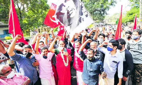 കണ്ണൂരിൽ യു.ഡി.എഫിന് ആശ്വാസ നേട്ടം കണ്ണൂരിൽ യു.ഡി.എഫിന് ആശ്വാസ നേട്ടം