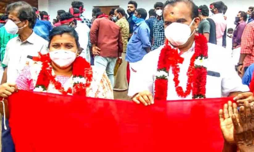 ദമ്പതികൾക്ക് തെരഞ്ഞെടുപ്പിൽ തിളക്കമാർന്ന വിജയം