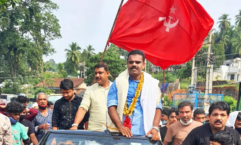 ന​ഗ​ര​സ​ഭ ചെയർമാൻ തെരഞ്ഞെടുപ്പ്​: ഫൈസൽ കാരാട്ട് വിട്ടുനിന്നു