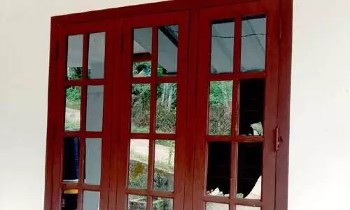 violence in meppadi violence in meppadi