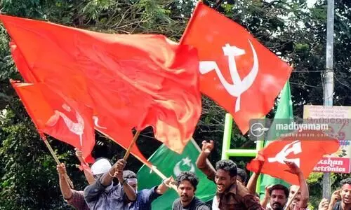 വി​ള​യൂ​ർ കോ​ട്ട ചെ​ങ്കോ​ട്ട ത​ന്നെ