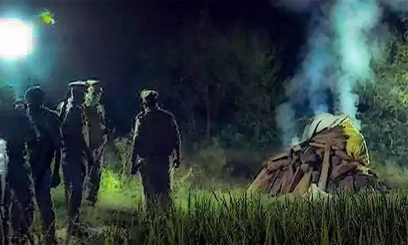 ഹാഥ്​റസ്​ കേസ്​; പ്രതികൾക്കെതിരെ കൂട്ടബാലത്സംഗ, കൊലപാതക കുറ്റം ചുമത്തി സി.​ബി.ഐ കുറ്റപത്രം