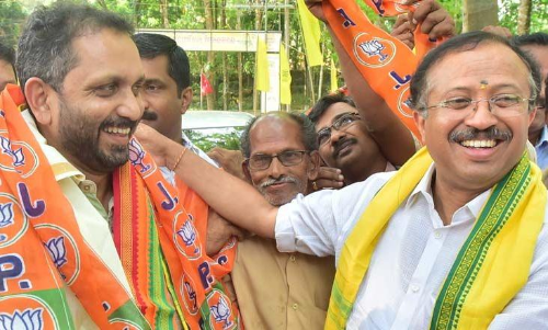 ബി.ജെ.പിയിൽ ഏകാധിപത്യമെന്ന്, വി. മുരളീധരനോട് മാത്രം ചർച്ച ചെയ്ത് പ്രസിഡൻറ് തീരുമാനമെടുക്കുന്നു ബി.ജെ.പിയിൽ ഏകാധിപത്യമെന്ന്, വി. മുരളീധരനോട് മാത്രം ചർച്ച ചെയ്ത് പ്രസിഡൻറ് തീരുമാനമെടുക്കുന്നു