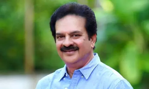 നേരത്തെ പിണറായിയെ തുഗ്ലക് എന്ന് വിളിച്ചു; ഇപ്പോൾ വിജയരഹസ്യം പഠനവിഷയമാക്കണമെന്ന് ദേവൻ