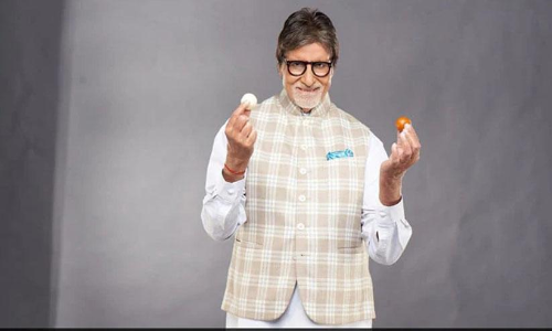 അമിതാഭ് ബച്ചനെ പീഡിപ്പിച്ച് രസഗുളയും ഗുലാബ് ജാമുനും അമിതാഭ് ബച്ചനെ പീഡിപ്പിച്ച് രസഗുളയും ഗുലാബ് ജാമുനും