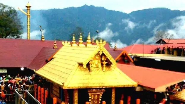 ശബരിമല മേല്‍ശാന്തി കോവിഡ് നിരീക്ഷണത്തില്‍; സന്നിധാനം കണ്ടെയ്ന്‍മെന്‍റ് സോണ്‍ ആക്കിയേക്കും