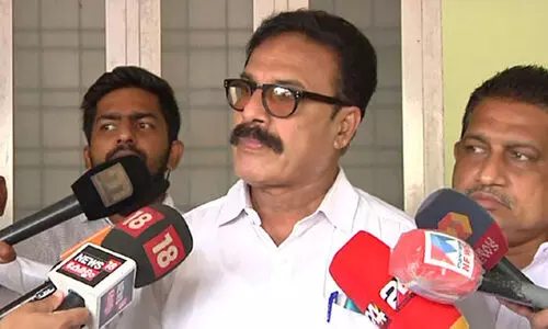 ആരെയും അറിയിക്കാതെ തൃശൂർ മേയറും കൂട്ടരും റഷ്യൻ യാത്രയിൽ