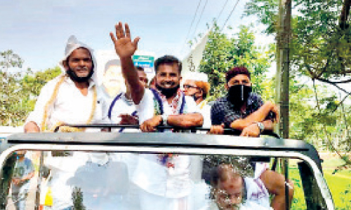 ചീ​ക്കോ​​ട്ടെ വി​മ​ത​െൻറ ജ​യം ലീ​ഗി​നെ ഞെ​ട്ടി​ച്ചു