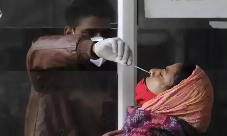 രാജ്യത്ത്​ 26,624 പേർക്ക്​ കോവിഡ്​; ചികിത്സയിലുള്ളവരിൽ 40 ശതമാനംപേർ കേരളത്തിലും മഹാരാഷ്​ട്രയിലും